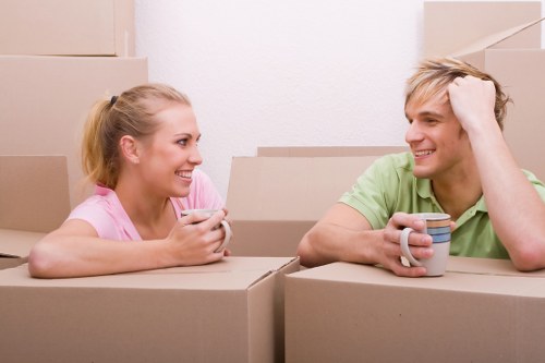 Moving truck service in Bounds Green for home and office relocations